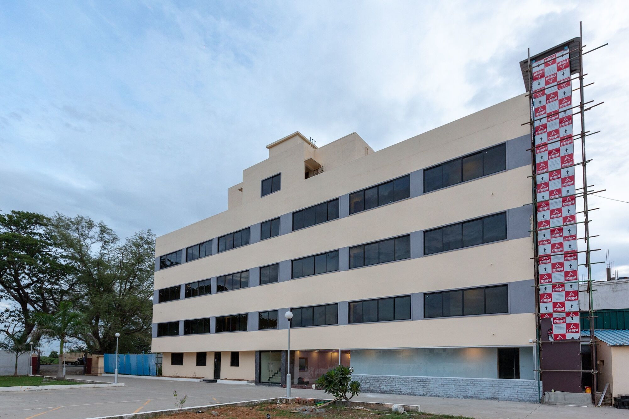 Oyo 22105 Hotel Half Moon Inn Chennai Exterior foto